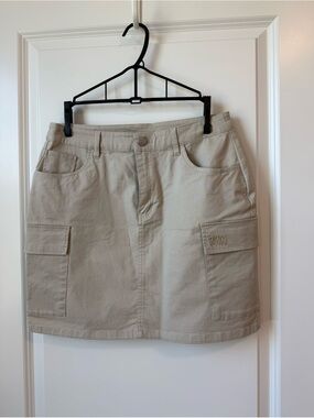 DKNY Cargo Pocket Khaki Mini Skirt sz8